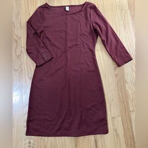 Old Navy Elegant Maroon Sheath Dress with button details on quarter sleeves